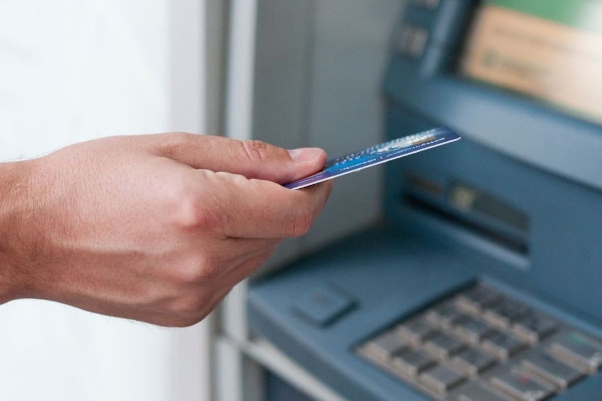 A qué hora cierran los bancos este 15 de septiembre y cómo funcionará la suspensión de servicios en sucursales durante el 16 de septiembre