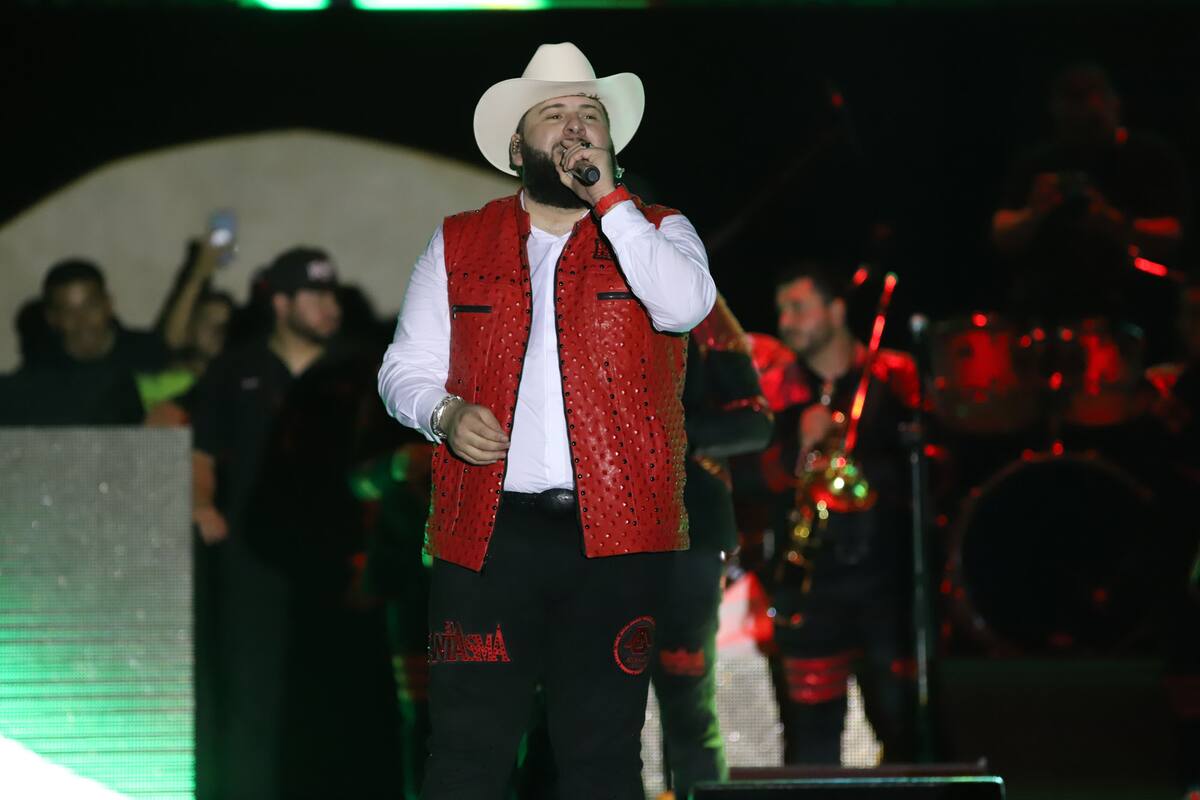 El Fantasma arma la fiesta en la Feria de Tijuana