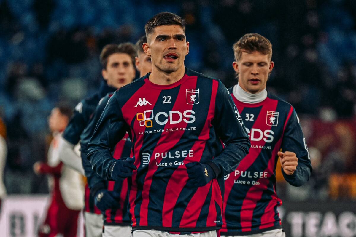 Johan Vásquez juega los 90 minutos en la derrota del Genoa en la Serie A