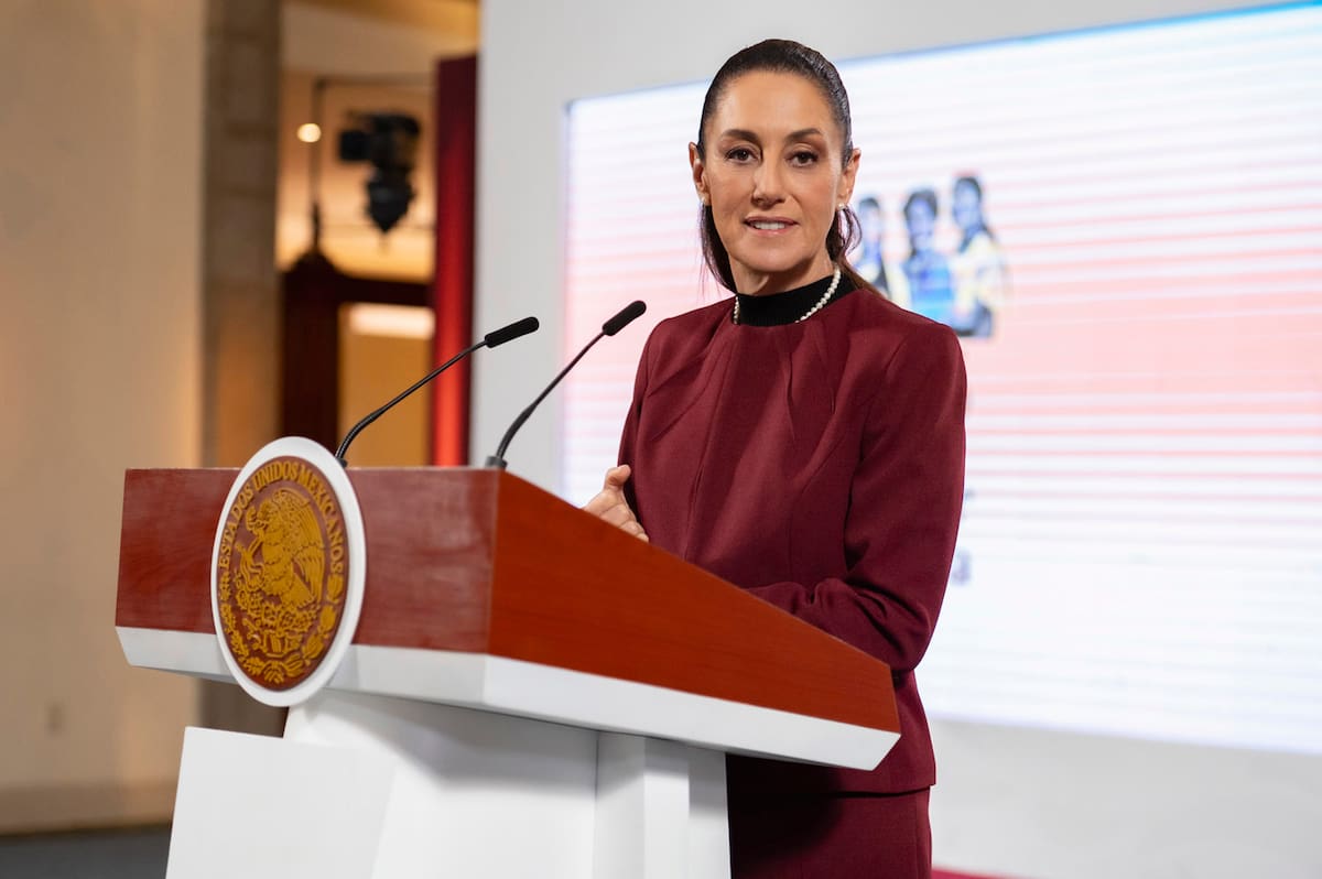 La doctora Claudia Sheinbaum Pardo, presidenta Constitucional de los Estados Unidos Mexicanos en conferencia de prensa matutina, “Conferencia del Pueblo”, en el Salón Tesorería de Palacio Nacional. Foto: Presidencia