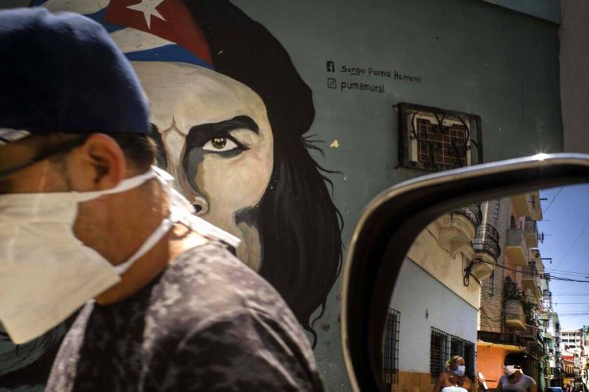 Cuba enviará a México médicos especialistas para combatir el Covid-19