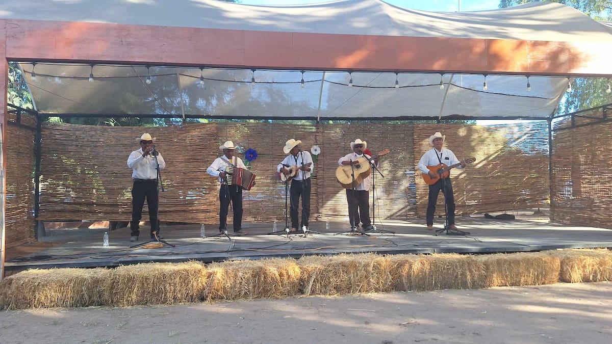 Es el mariachi Río Yaqui ejemplo de que la música tradicional trasciende fronteras