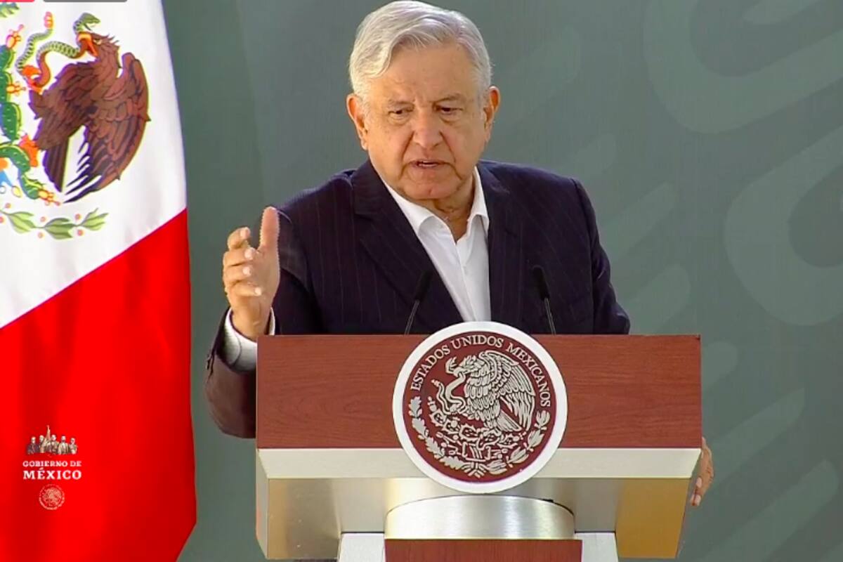 AMLO insiste en llamar a salir a la población debido a que "ya se domó la pandemia"
