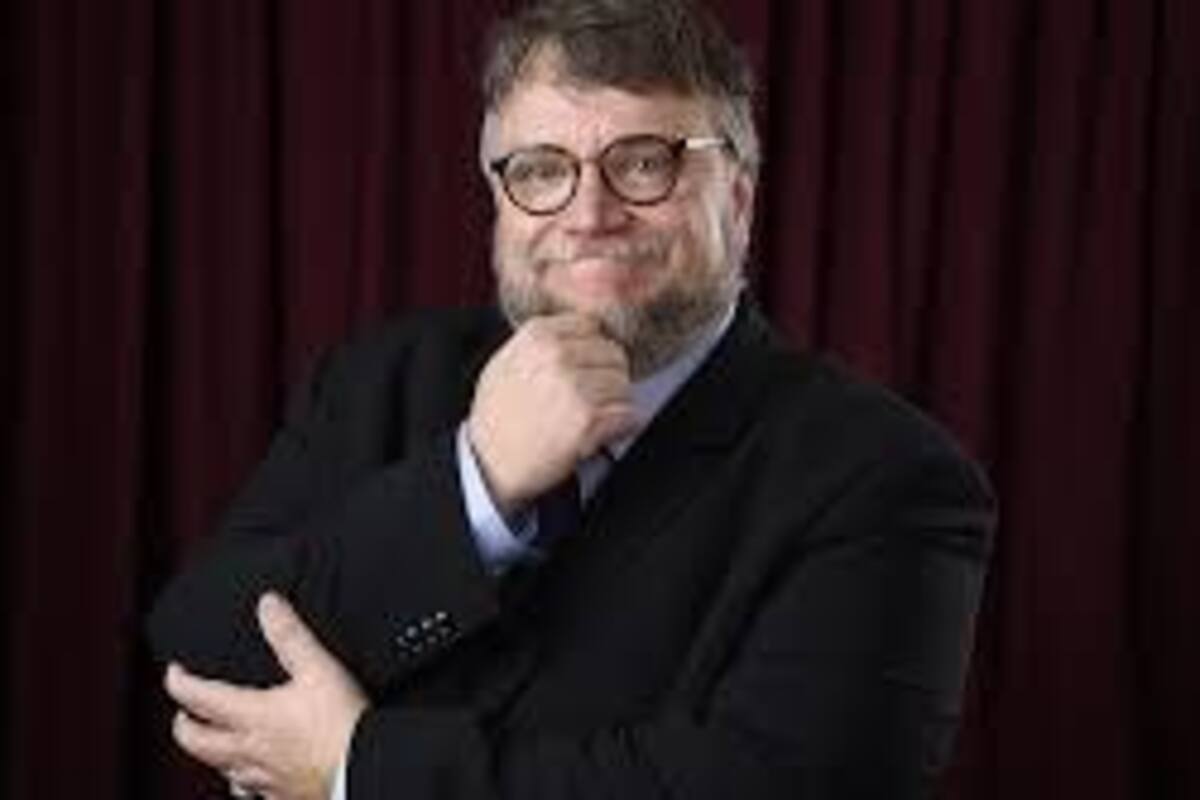 Guillermo del Toro ya tiene estrella en Paseo de la Fama de Hollywood