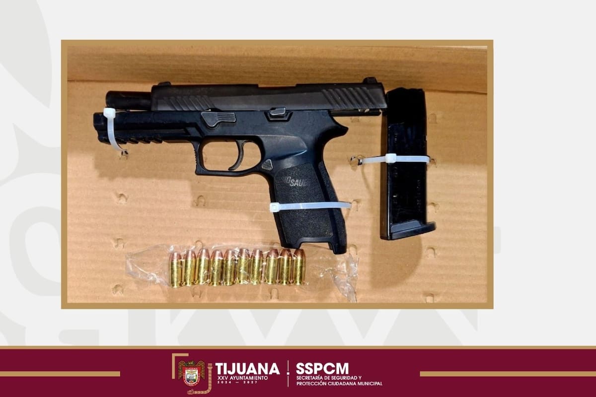 Detienen a menor de 17 años con arma de fuego en Los Laureles