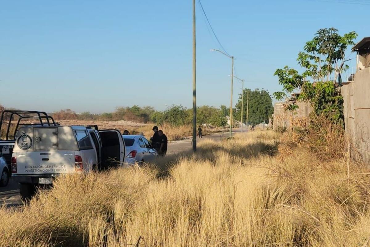 Encuentran cuerpo calcinado en calle de fraccionamiento en Culiacán