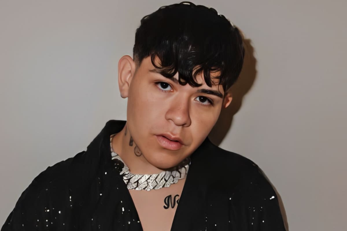 Fans estallan contra Junior H tras esperar más de seis horas en Tijuana