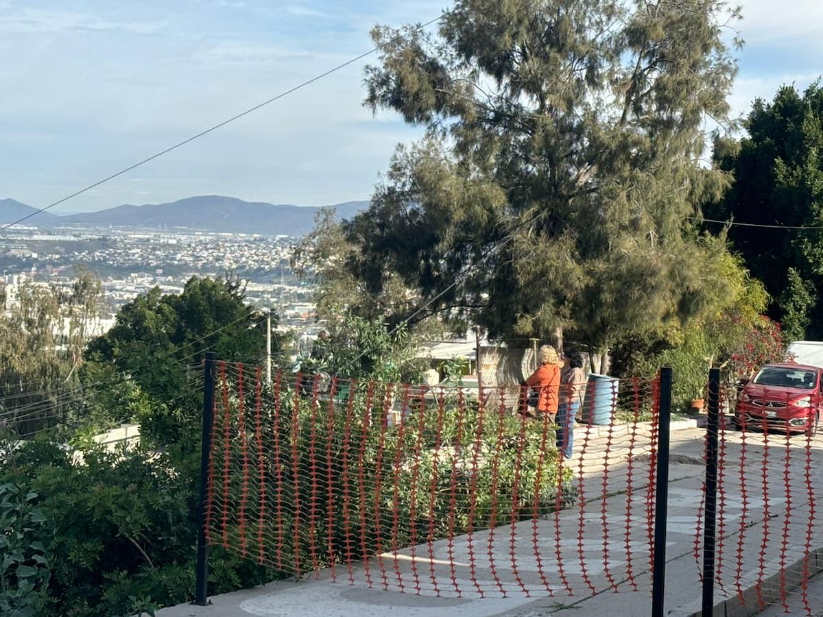 Vecinos exigen muro de contención ante daños en al menos 27 viviendas. Foto: Lorena Salinas