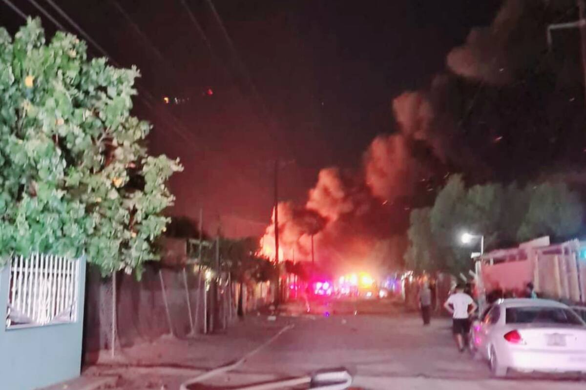 Incendio acaba con tres casas en el Bordo Rivera