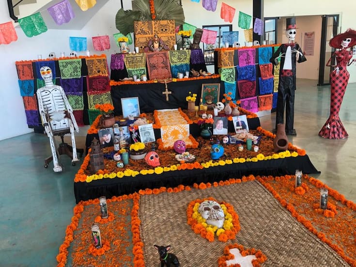 Fusiona Halloween y el Día de Muerto Ceart Rosarito