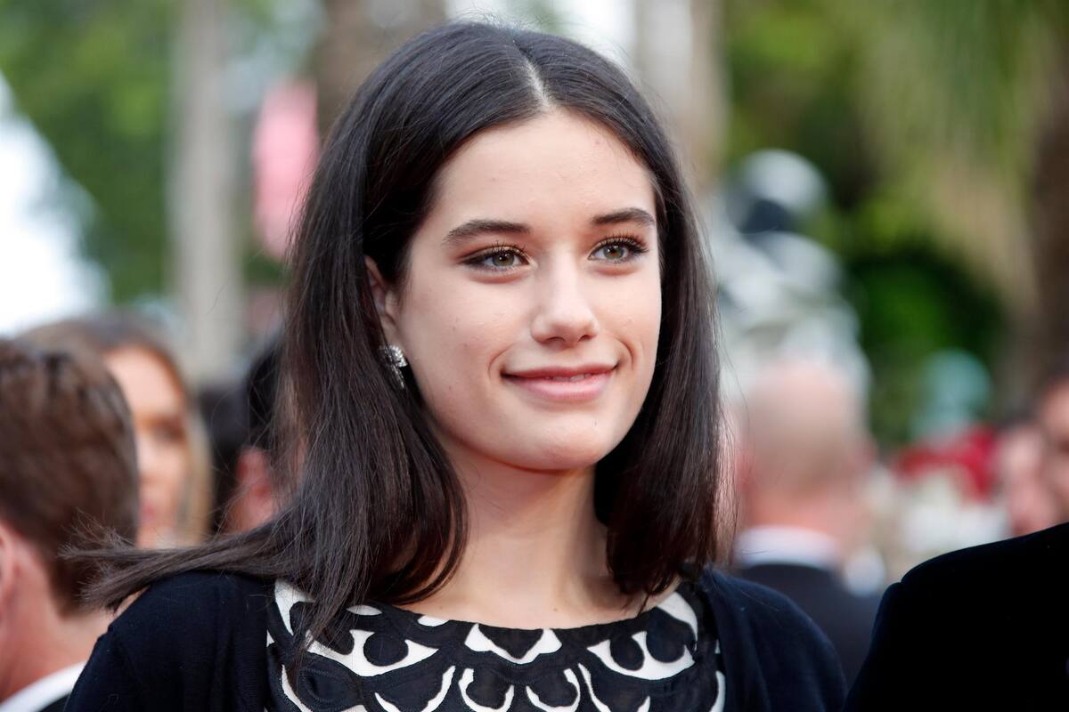 Hija de John Travolta debuta como cantante y lanza su primer sencillo