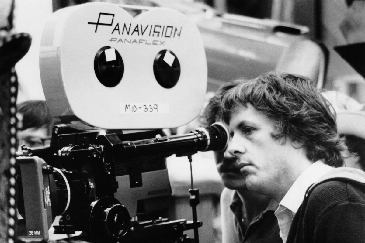 Fallece director de cine Michael Apted, creador de "Gorilas en la niebla"