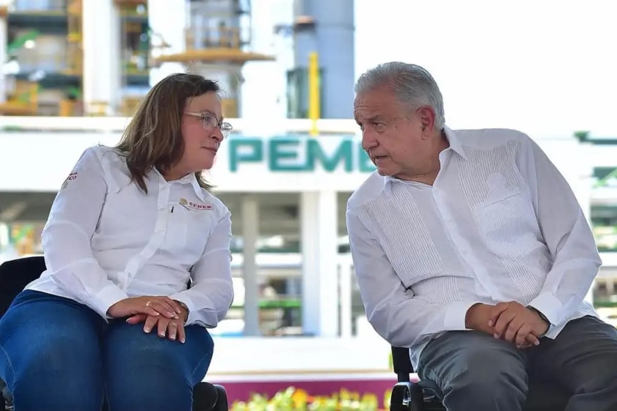 AMLO defiende a Rocío Nahle por Dos Bocas: señala “campaña de lodo”