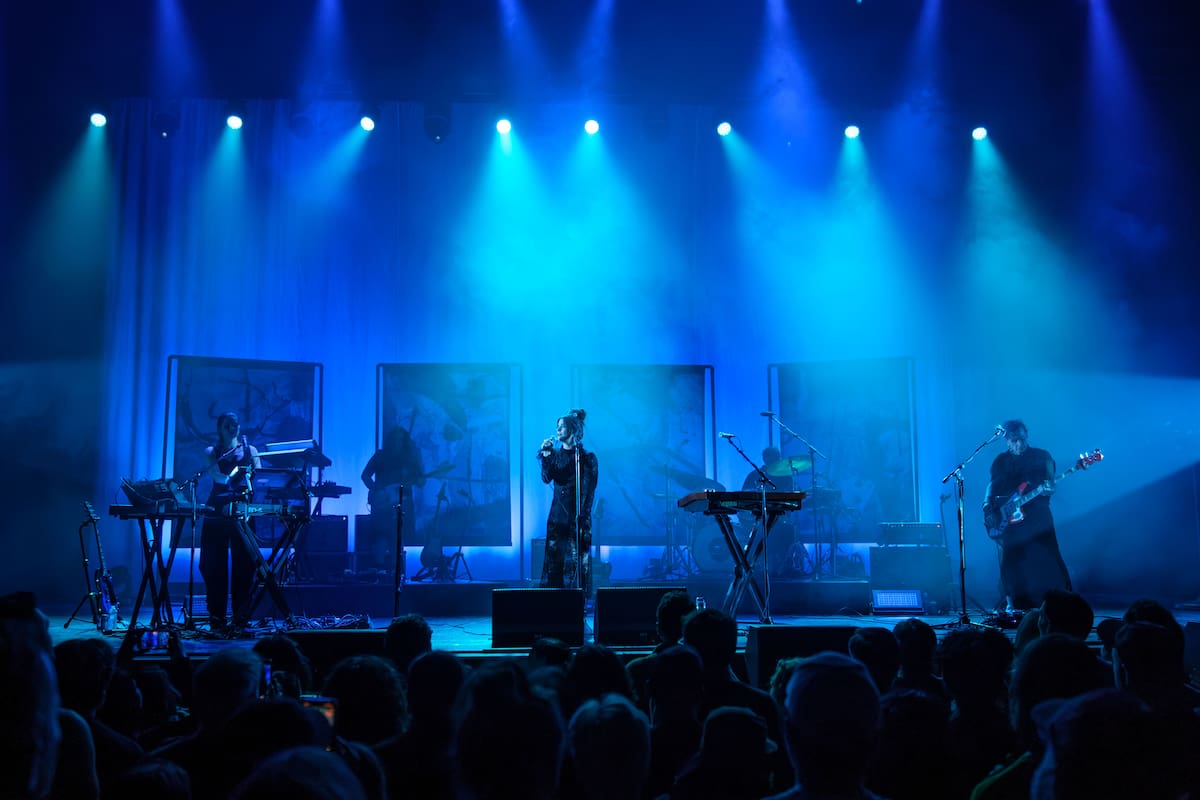 The Attachment Theory está compuesta por músicos que son amigos, dinámica palpable en el escenario. Foto: Abdiel Ortega