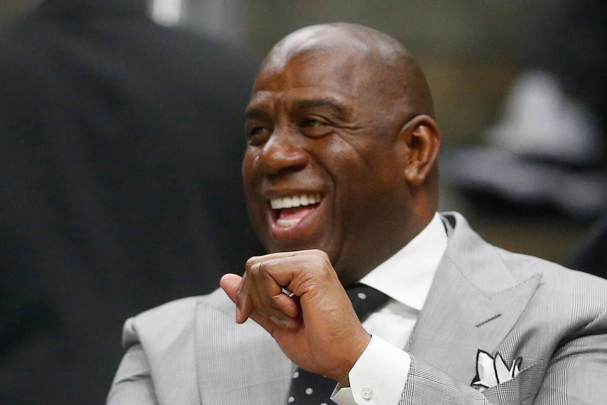 Un título más y LeBron James alcanzará a Jordan: Magic Johnson