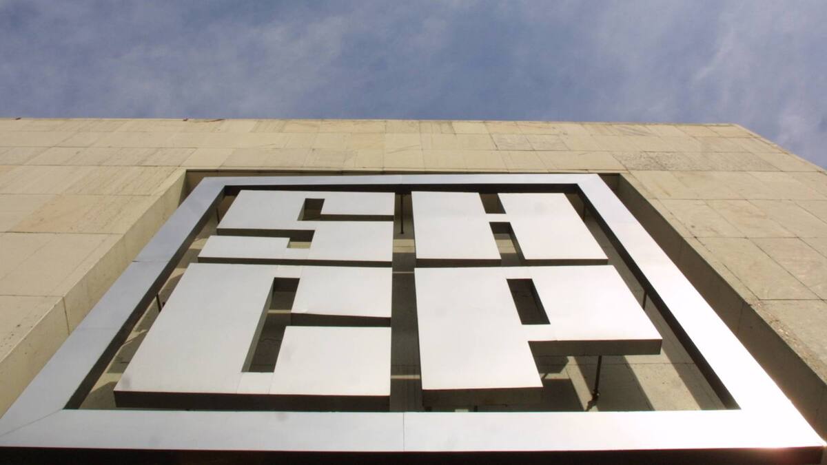 La Secretaría de Hacienda y Crédito Público (SHCP) emite una orden para suspender contrataciones de personal en dependencias gubernamentales. Foto: Archivo.
