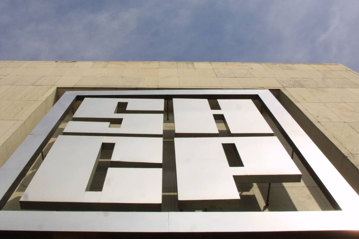 Ingresos públicos crecen 3.3% real en enero-julio y deuda se mantiene controlada, según Secretaría de Hacienda y Crédito Público