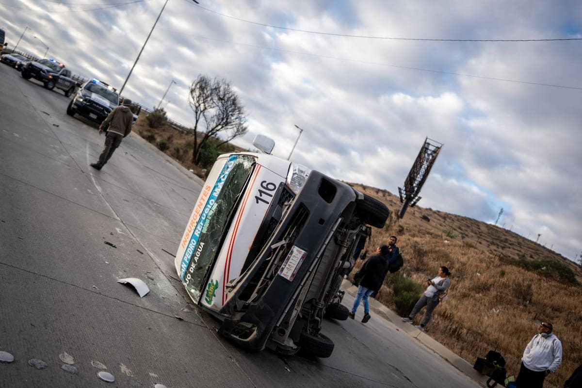 El accidente ocurrió a la altura de la plaza Gran Florido; todos fueron trasladados en condición estable. Foto: Border Zoom