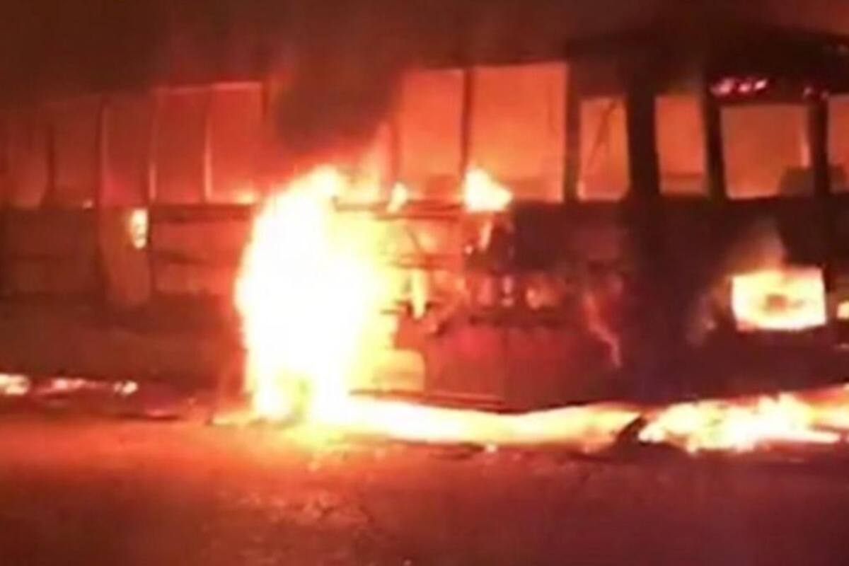 Balaceras, incendios y camión con explosivos desatan caos en parte de Sonora