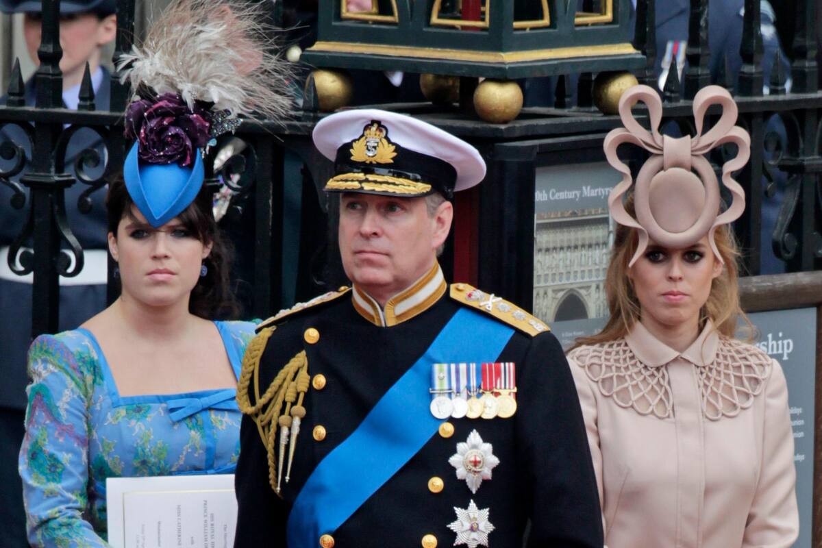 Corgis de la reina Isabel se van con el príncipe Andrés