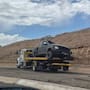 Aparatosa volcadura en la carretera Mexicali-Tijuana deja dos hombres lesionados