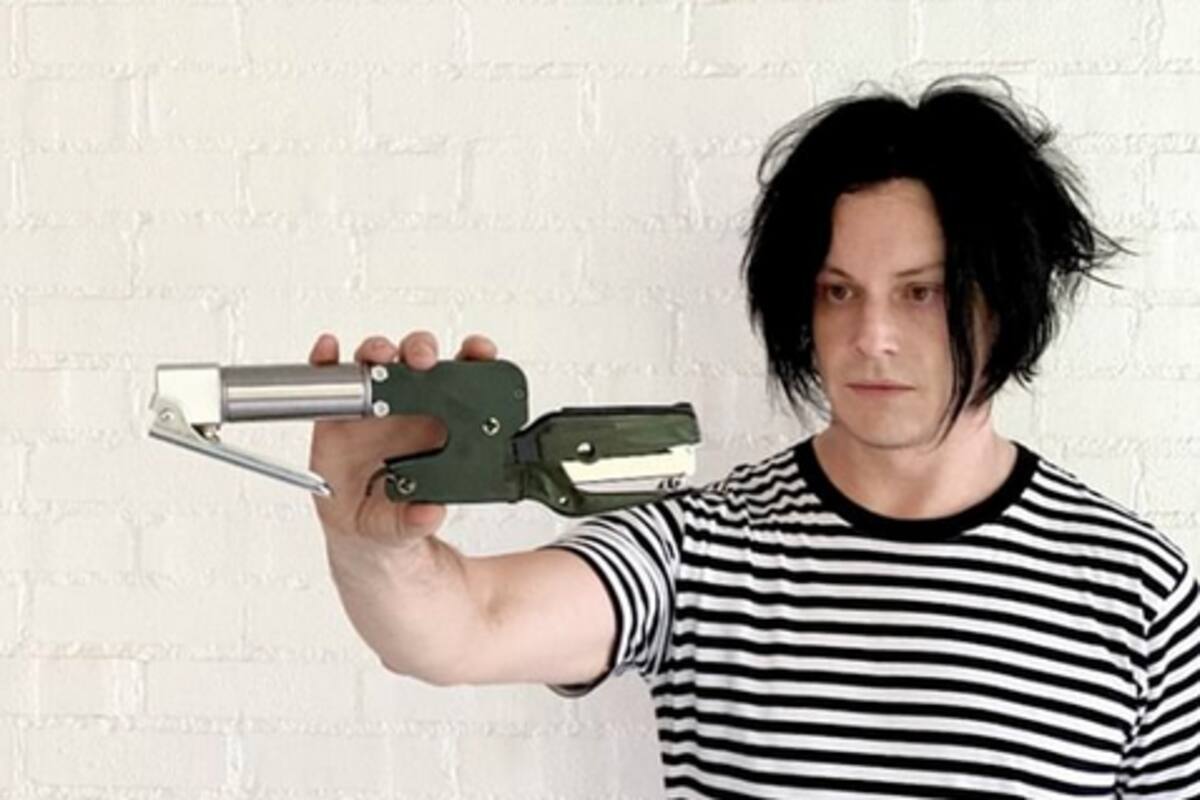 Jack White cumple 45 años y usuarios de redes le rinden homenaje