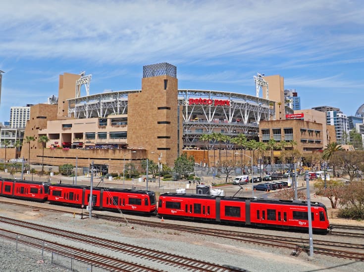Bajan crímenes en sistema de transporte público de San Diego