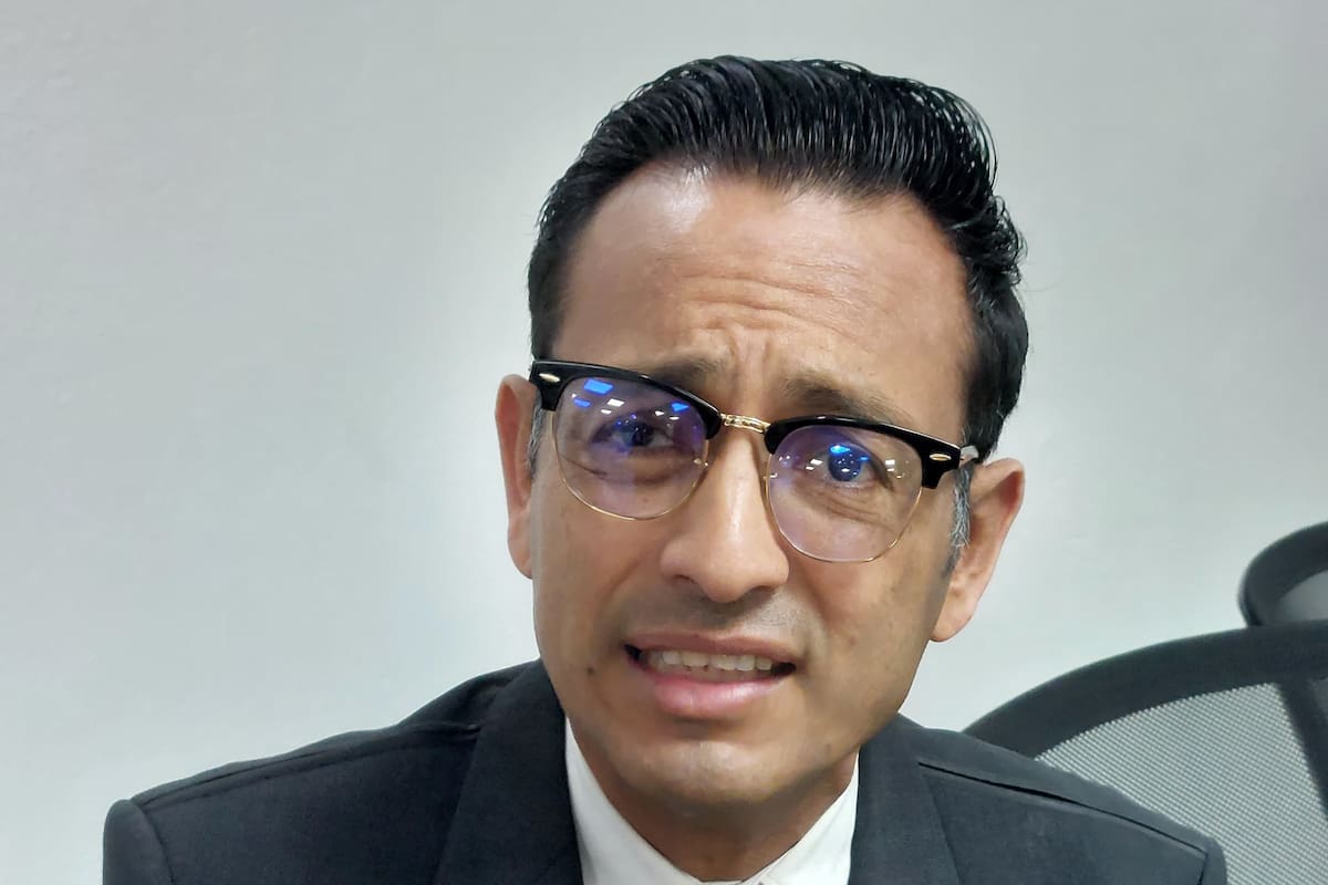 Deben abuelitos recibir cuidados especializados