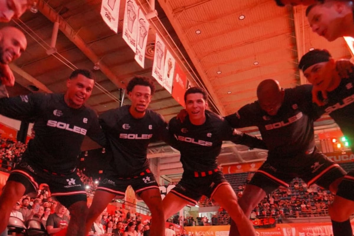 Soles vuelve a casa con equipo completo y el liderato en juego