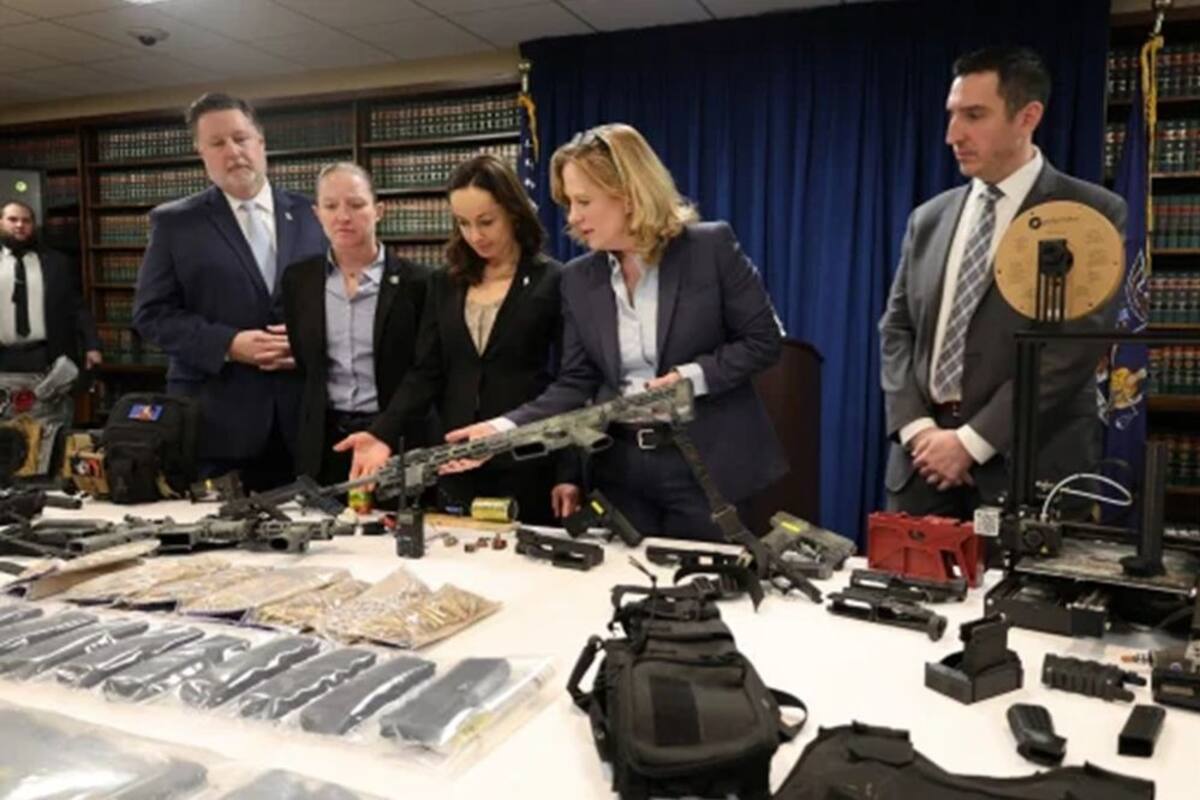 Dos hermanos llevaban una lista de “sacrificios humanos” que incluía a famosos y políticos; arrestados en Nueva York