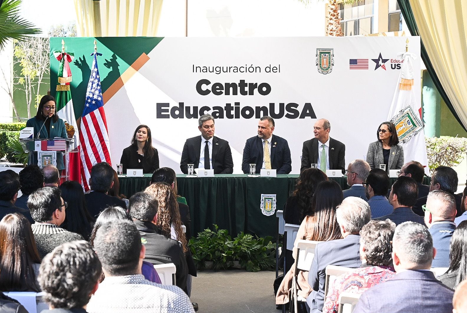 El Consulado General de Estados Unidos en Tijuana abrió un Centro de Asesoría EducationUsa para atender las inquietudes de los universitarios en temas educativos. Foto : Cortesía