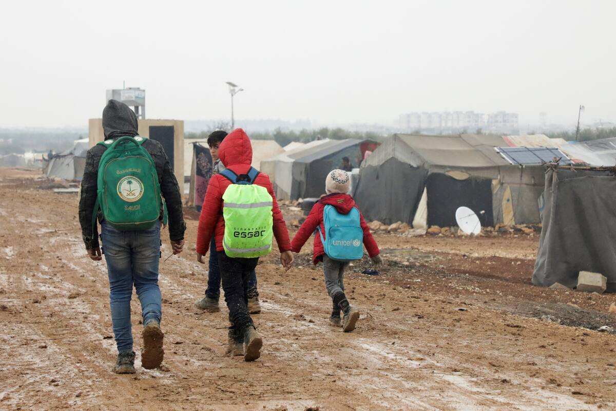Racismo en Europa: Refugiados árabes ven un doble estándar en la cálida acogida de Europa a los ucranianos