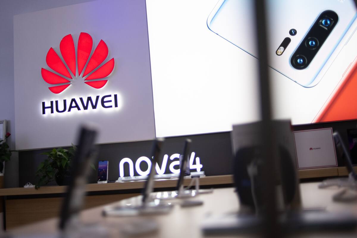 China otorga a Huawei 4 licencias 5G