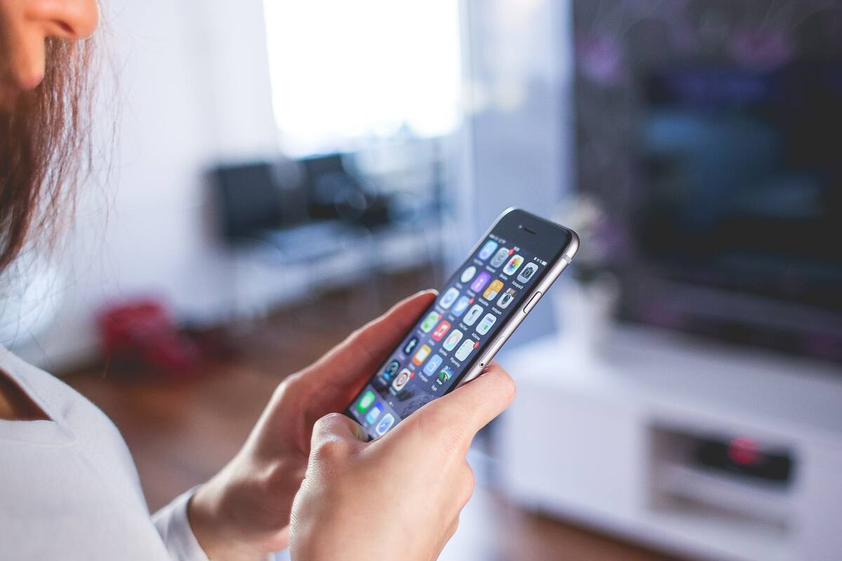 Estas apps no deberías tenerlas en la pantalla de inicio de tu celular