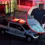 Vecinos detienen y golpean a sujeto que robó auto a un adulto mayor