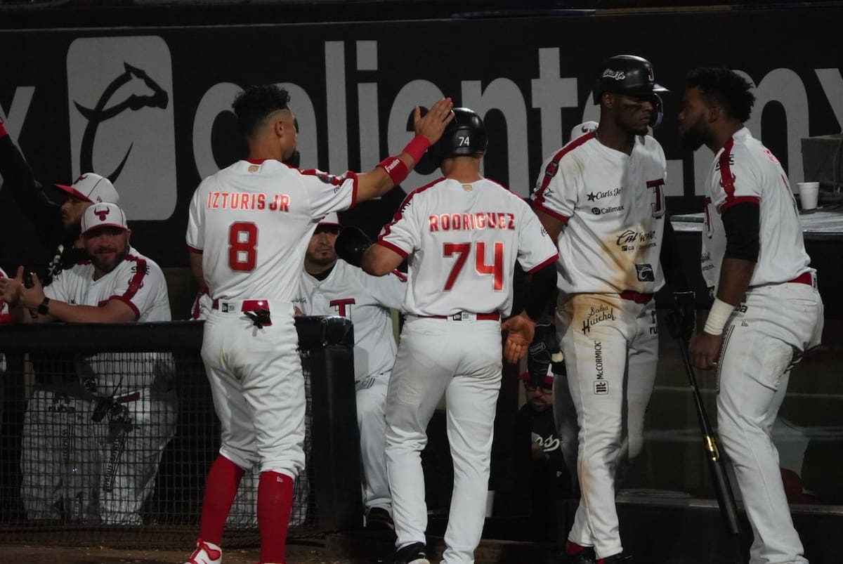 El segundo duelo será este domingo con Domingo Germán en la lomita por Tijuana y Grant Gavin por los guindas. Foto: Gustavo Suárez