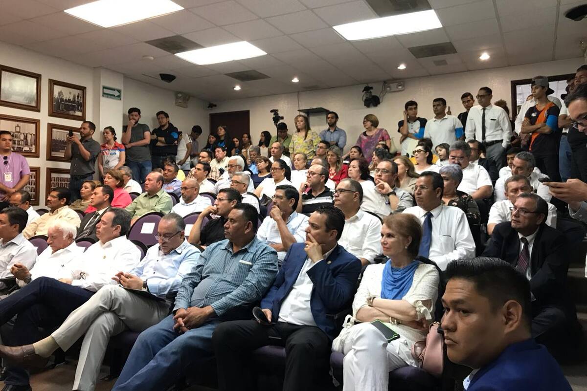 Presentan ONGs iniciativa de ley sobre la familia