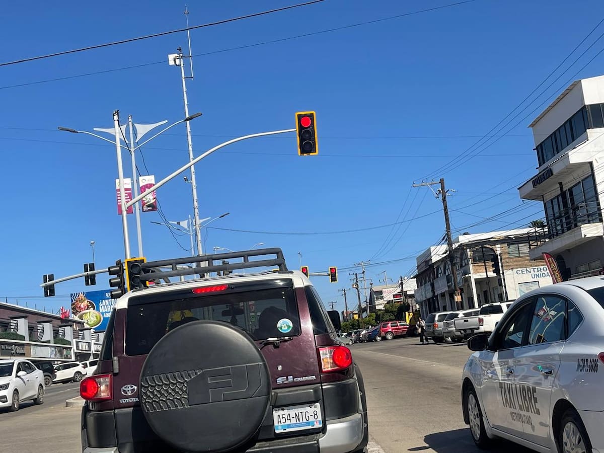 Se trata de un nuevo sistema de semaforización con detección vehicular que funcionan mediante cámaras. Foto: Carmen Gutierrez
