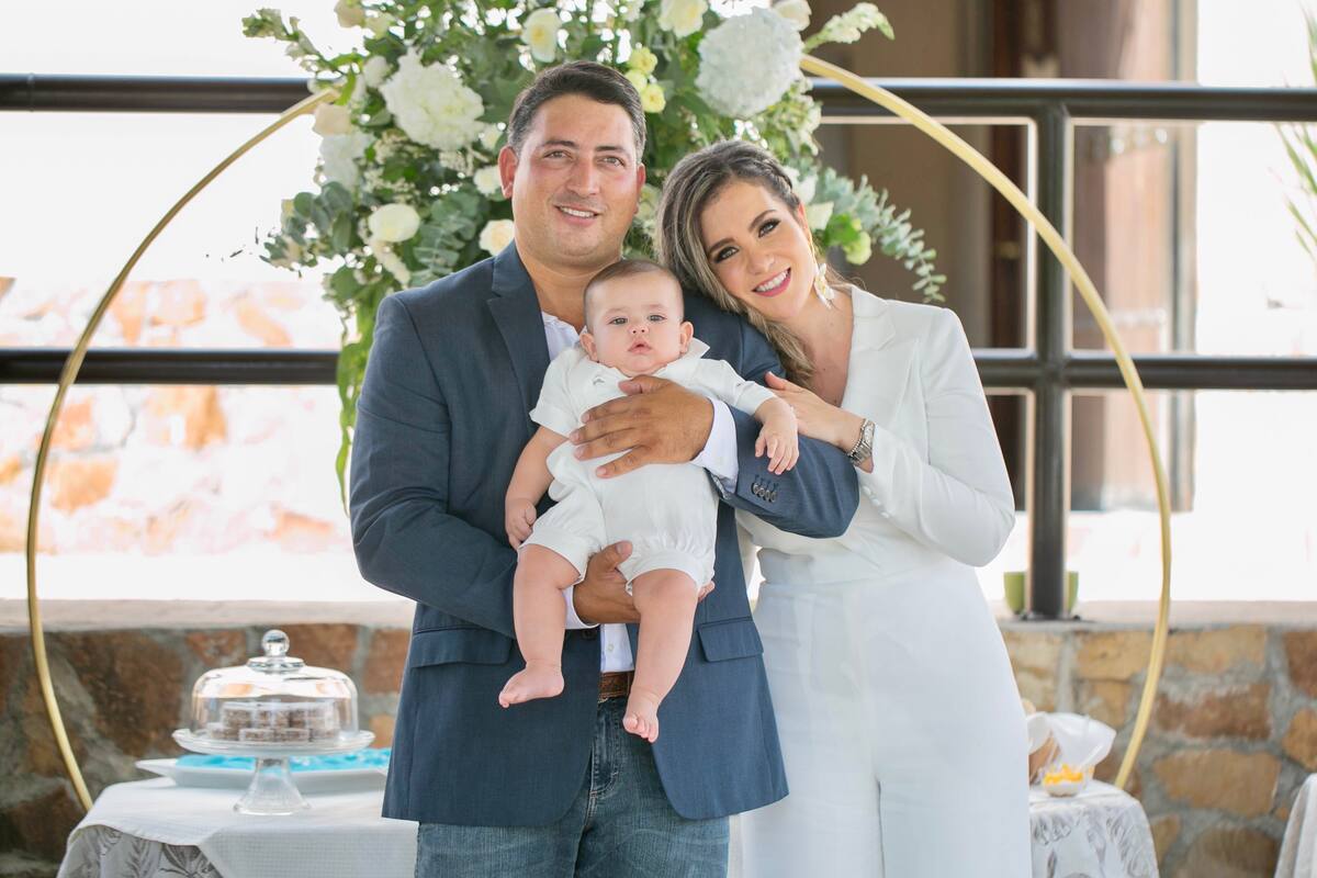 Andrés Prado Ayala recibe el primersacramento