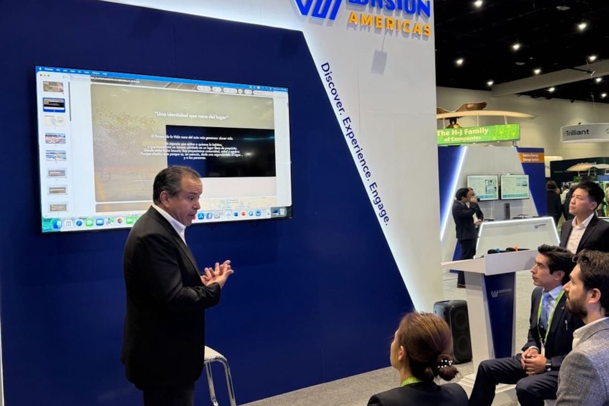 Presenta Astiazarán proyecto Parque de la Vida en conferencia internacional DTech
