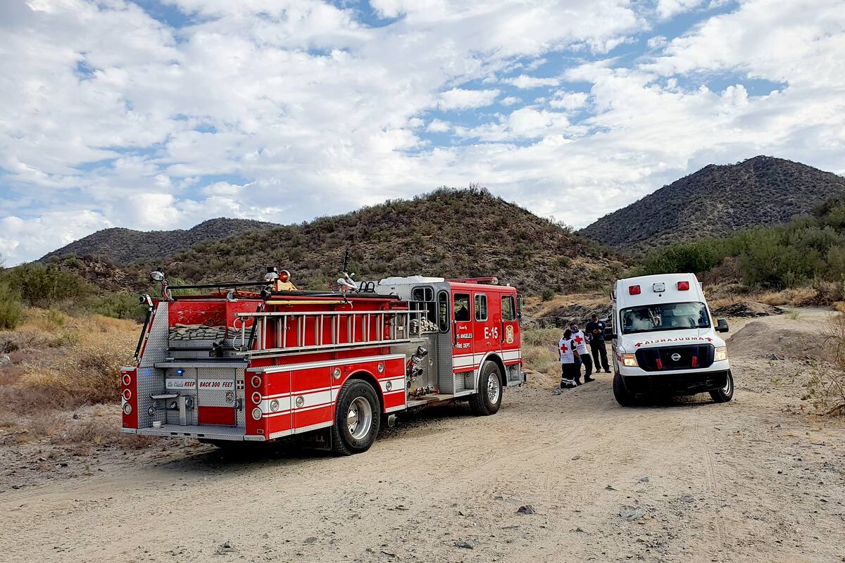 Dos personas lesionadas en el Cerro del Bachoco fueron rescatadas por Bomberos de Hermosillo