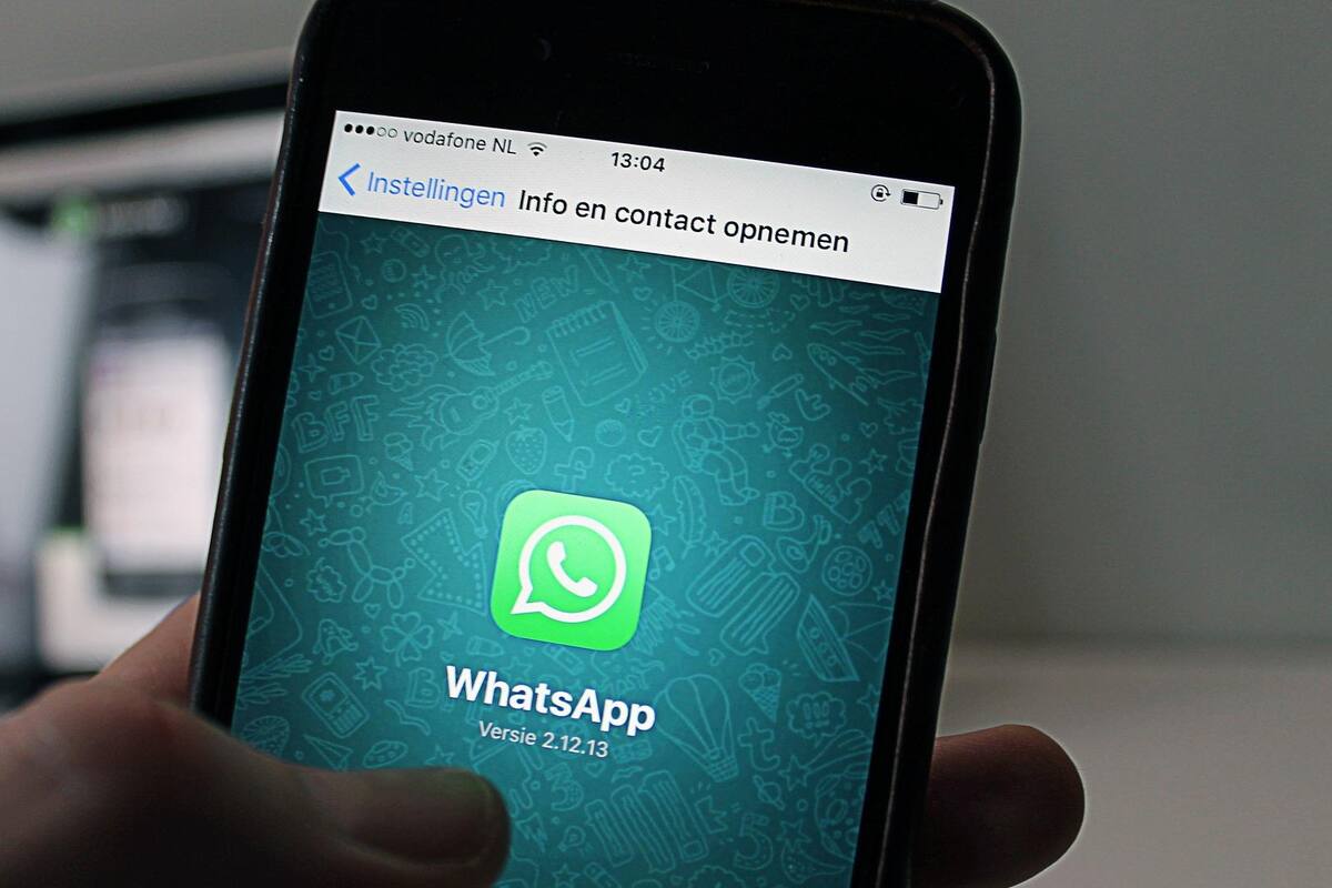 WhatsApp declara la guerra contra "fake news" ante pandemia de coronavirus