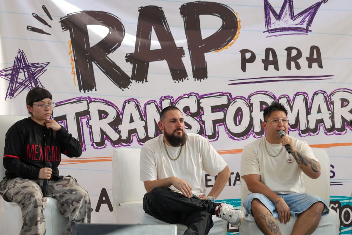 Danger AK, Azuky y RC llevan mensaje de reflexión y expresión juvenil a estudiantes de Mexicali