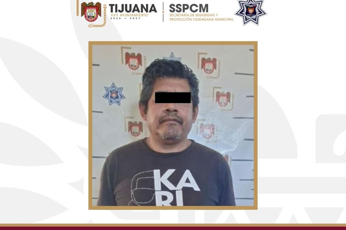 Intentó evitar una multa con mil pesos y terminó detenido en Tijuana