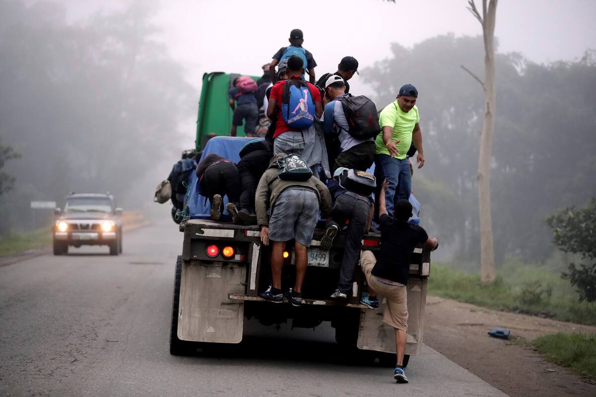 Están financiando y promoviendo la caravana de migrantes: Secretario de seguridad