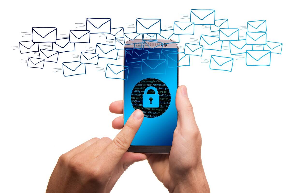 Telcel, Izzi, Movistar y AT&T tomarán medidas para bloquear mensajes de fraudes, publicidad y pornografía: Profeco