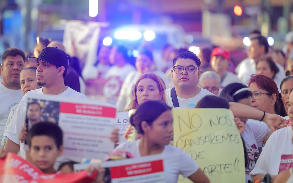 Marchan en Hermosillo por sus desaparecidos. | Crédito: Eleazar Escobar (GH)