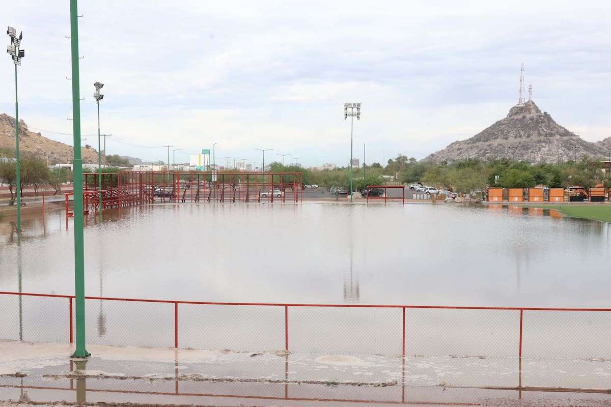 Se restablece servicio de agua en Hermosillo tras ruptura de tubo que inundó el cárcamo de La Sauceda y afectó a 33 colonias