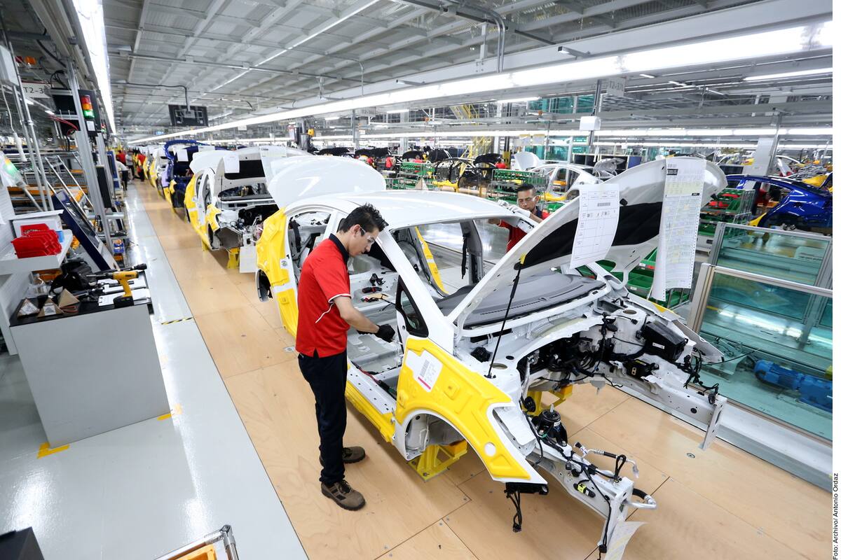México registra bajos salarios en manufactura de autopartes