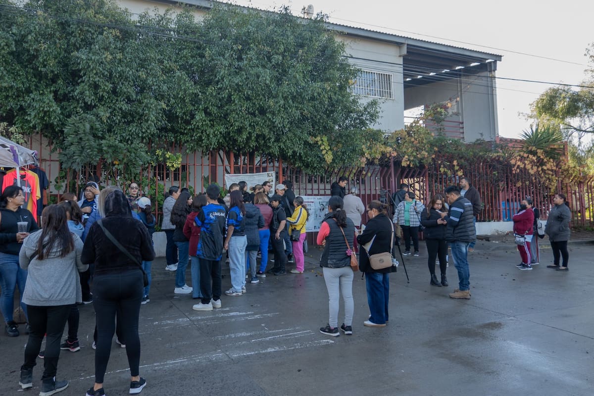 Vecinos del Altiplano piden que clínica gratuita no afecte centro comunitario con más de 20 años de servicio